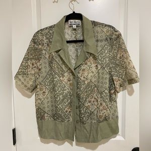 Floral Backslit Shirt